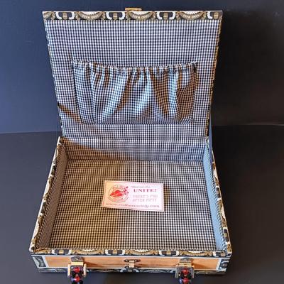 LOT 327: Red Hat Society Cigar Box Purse w/ Vintage Hats