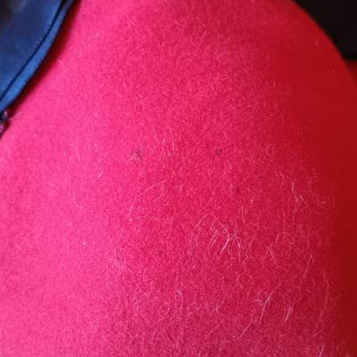 LOT 327: Red Hat Society Cigar Box Purse w/ Vintage Hats