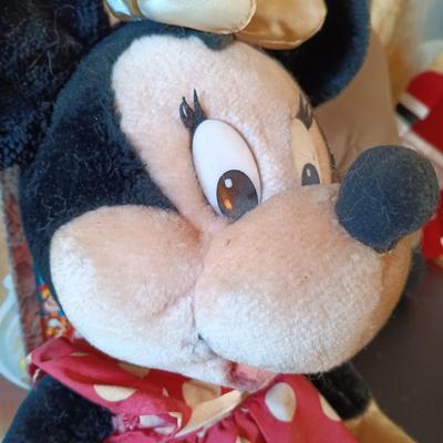 LOT 336: Disney Golden Books 'Donald Duck and the Christmas Carol', Verichron Mickie & Minnie Clock, Hallmark 100th...