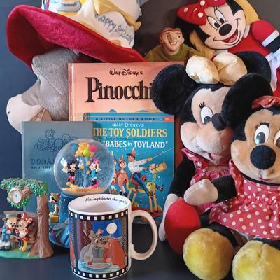 LOT 336: Disney Golden Books 'Donald Duck and the Christmas Carol', Verichron Mickie & Minnie Clock, Hallmark 100th...