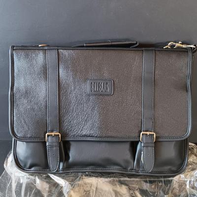 LOT 341: New/Old Stock - Photo Frames, Bill Blass Leather Briefcase & Expandable Drink Holder