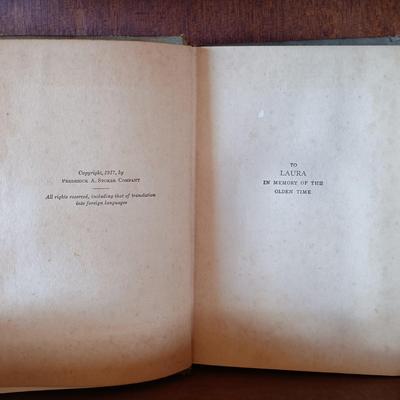 LOT 343: 1917 Anne's House of Dreams, Butler Hanging Curio Stand, Daher Holland Tin Plate & More