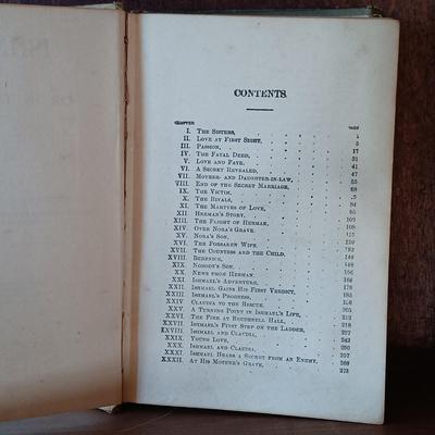 LOT 343: 1917 Anne's House of Dreams, Butler Hanging Curio Stand, Daher Holland Tin Plate & More