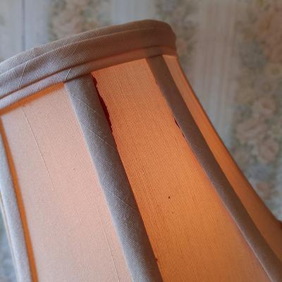 LOT 343: 1917 Anne's House of Dreams, Butler Hanging Curio Stand, Daher Holland Tin Plate & More