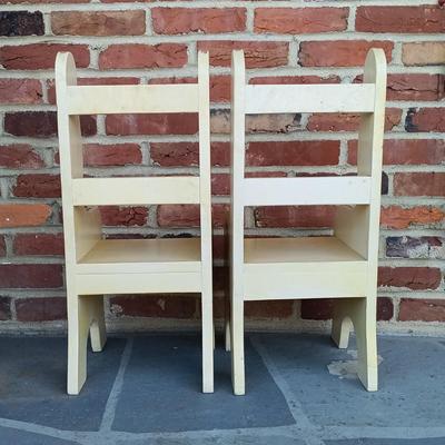 LOT 334: Raggedy Ann and Andy Dickey Mountain Crafts Handpainted Children's Furniture, Campbell's Kids Dolls, Raggedy Ann Coin...