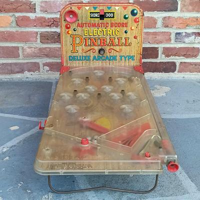 LOT 346: Marx Vintage Deluxe Arcade Type Electric Pinball