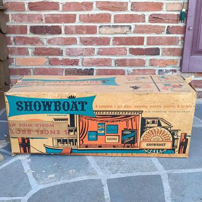 LOT 347: Remco 1960s Showboat Play Theater Set