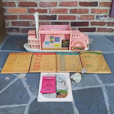 LOT 347: Remco 1960s Showboat Play Theater Set