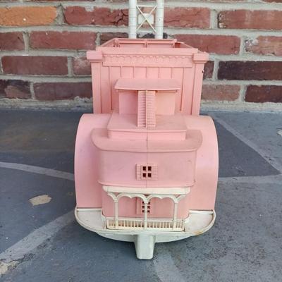 LOT 347: Remco 1960s Showboat Play Theater Set