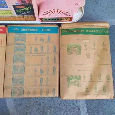LOT 347: Remco 1960s Showboat Play Theater Set