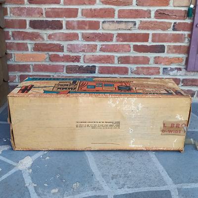 LOT 347: Remco 1960s Showboat Play Theater Set