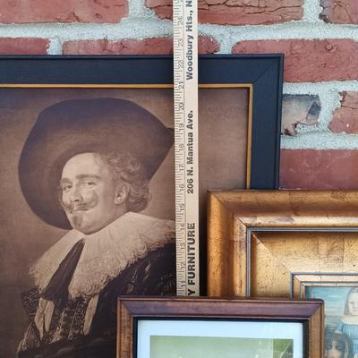 LOT 348: Vintage Regency-Style Gilded Glass Top End Table w/ Art Prints