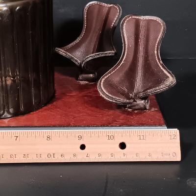 LOT 386: Decatur Pipe Stand w/ Pipes- Stone Pipe, Kaywoodie 500, Dr. Grabow Royal Duke & More