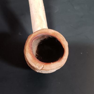 LOT 387: Collection of Pipes and Pipe Stands- Knockcrochery Lally Clay Pipe, Bruyere Garantie Pipe & More