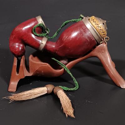 LOT 387: Collection of Pipes and Pipe Stands- Knockcrochery Lally Clay Pipe, Bruyere Garantie Pipe & More