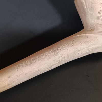 LOT 387: Collection of Pipes and Pipe Stands- Knockcrochery Lally Clay Pipe, Bruyere Garantie Pipe & More