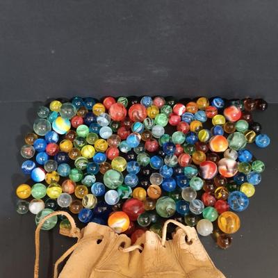 LOT 389: Vintage Comics, Baseball Cards, Marbles & More