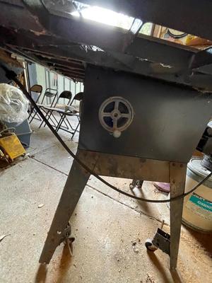 Table Saw - works