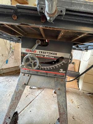 Table Saw - works