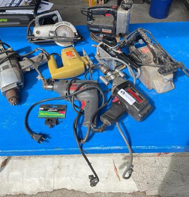 8 Power Tools - all in working order