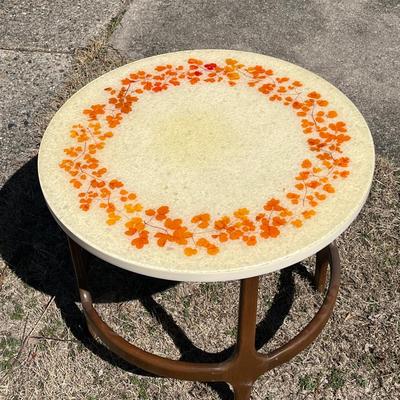 LOT 76X: MCM Dimensional Plastics Corp. Glamourama End Table From J.B. Van Sciver Co.