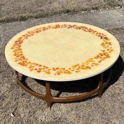 LOT 77X: MCM Dimensional Plastics Corp. J.B. Van Sciver Co. Coffee Table