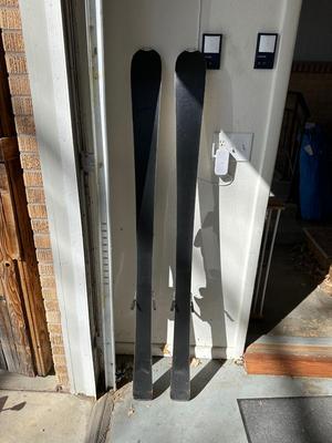 SALOMON ENDURO LX 750 DOWNHILL SKIS