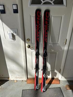ATOMIC T30 SERIES DOWNHILL SKIS