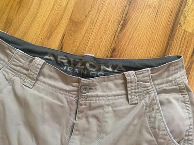 MENS SHORTS AND LEVI’S 505 JEANS