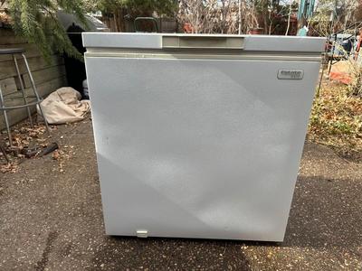 SMALLER ESTATE CHEST FREEZER