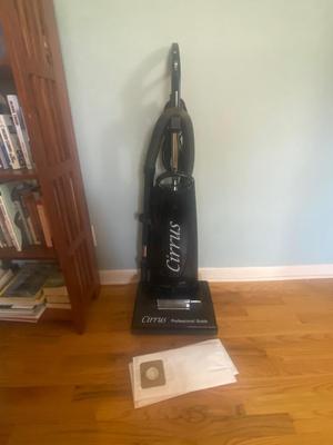 CIRRUS VACUUM W/ATTACHMENTS MODEL: CR69A