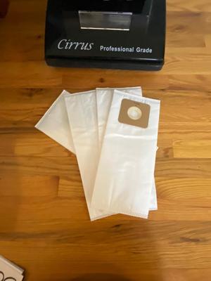 CIRRUS VACUUM W/ATTACHMENTS MODEL: CR69A