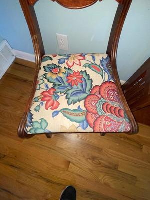 CUTE LITTLE FOLDABLE BOOK SHELF WITH BOOKS, LAMP AND CHAIR