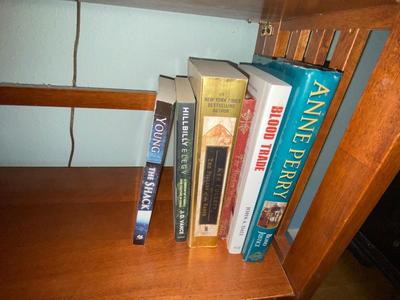 CUTE LITTLE FOLDABLE BOOK SHELF WITH BOOKS, LAMP AND CHAIR
