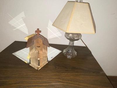 VINTAGE OIL LAMP CONVERTED TO A TABLE LAMP, A TIN AND WOOD BIRD HOUSE WITH FLAT DECORATIVE MIRROR
