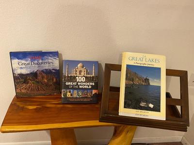 VINTAGE BOOK STAND WITH 3 GREAT PICTURE BOOKS