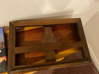 VINTAGE BOOK STAND WITH 3 GREAT PICTURE BOOKS