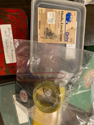 VINTAGE DRESSMAKERS SEWING MACHINE IN CABINET WITH SEWING NOTIONS AND MORE
