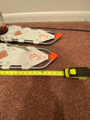 THE ELECTRA COLLECTION ATLAS SNOW SHOES LIKE NEW