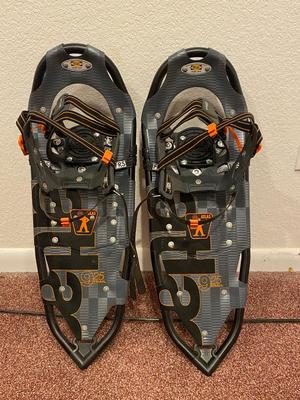 925 TRAIL ATLAS SNOW SHOES LIKE NEW