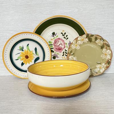 LOT 181K: Vintage Stangl & More: Blueberry Serving Bowl w/ Matching Plate, Garden Flower 11" Platter, Hand Painted White Dogwood...