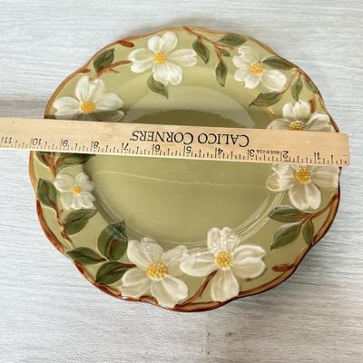 LOT 181K: Vintage Stangl & More: Blueberry Serving Bowl w/ Matching Plate, Garden Flower 11" Platter, Hand Painted White Dogwood...