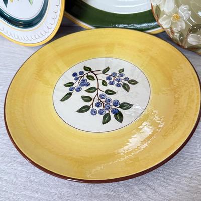 LOT 181K: Vintage Stangl & More: Blueberry Serving Bowl w/ Matching Plate, Garden Flower 11" Platter, Hand Painted White Dogwood...