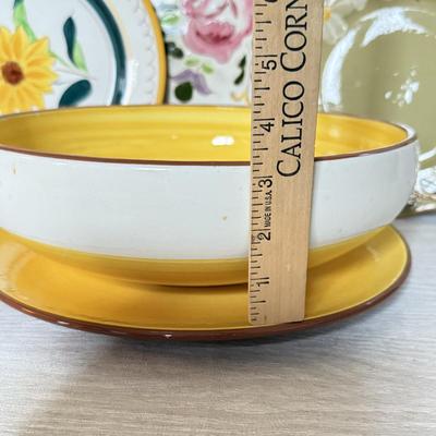 LOT 181K: Vintage Stangl & More: Blueberry Serving Bowl w/ Matching Plate, Garden Flower 11" Platter, Hand Painted White Dogwood...