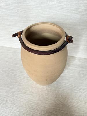 LOT 182F: Rustic Autumnal Home Decor Collection: Floral Pumpkin & Vases