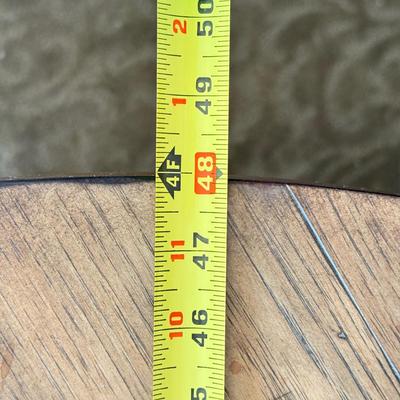 LOT 190D: Hooker Furniture Round Dining Table w/ 4 Chairs & Protective Pads