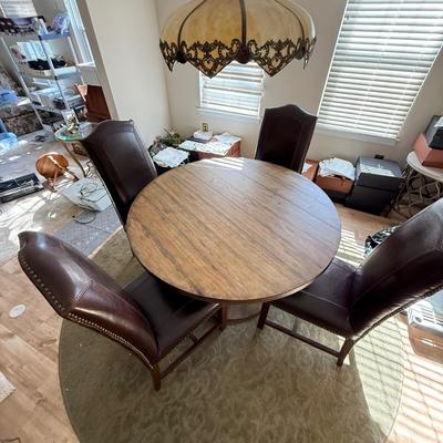 LOT 190D: Hooker Furniture Round Dining Table w/ 4 Chairs & Protective Pads