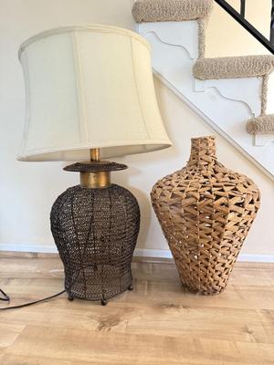 LOT 191D: Woven Basket Vase & Metal Wire Lamp
