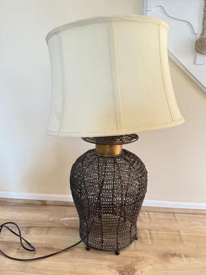 LOT 191D: Woven Basket Vase & Metal Wire Lamp