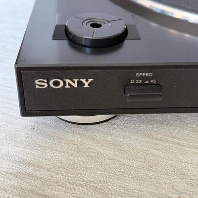 LOT 192D: Sony Stereo Turntable System Model PS-LX250H